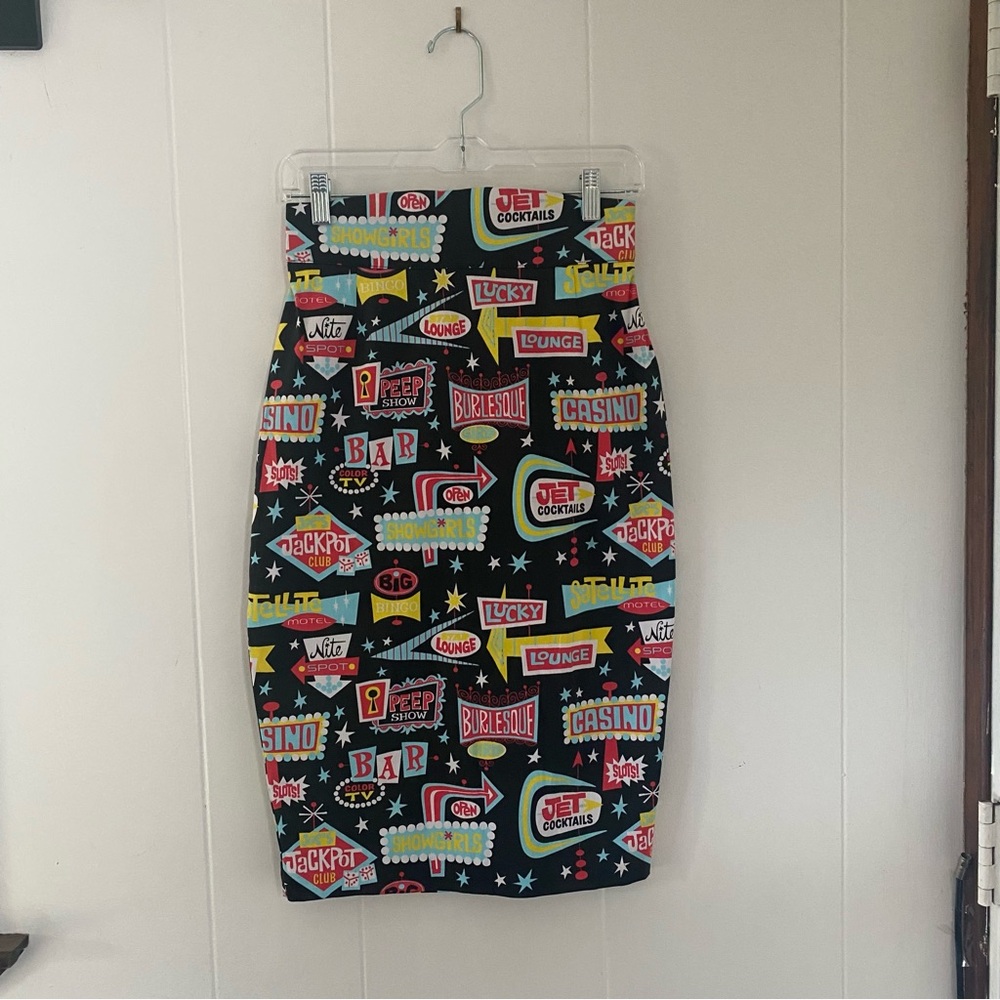 Pinup Girl Clothing High Waisted Pencil Skirt - Vegas Sign Print, Size - Medium